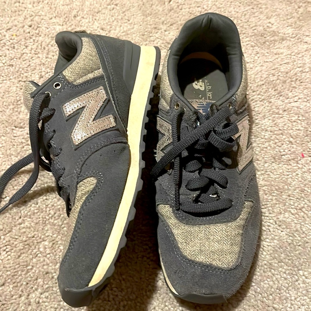 New Balance Sneakers Size 8